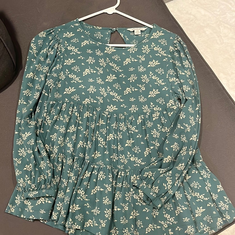 Green American Eagle ruffled shirt